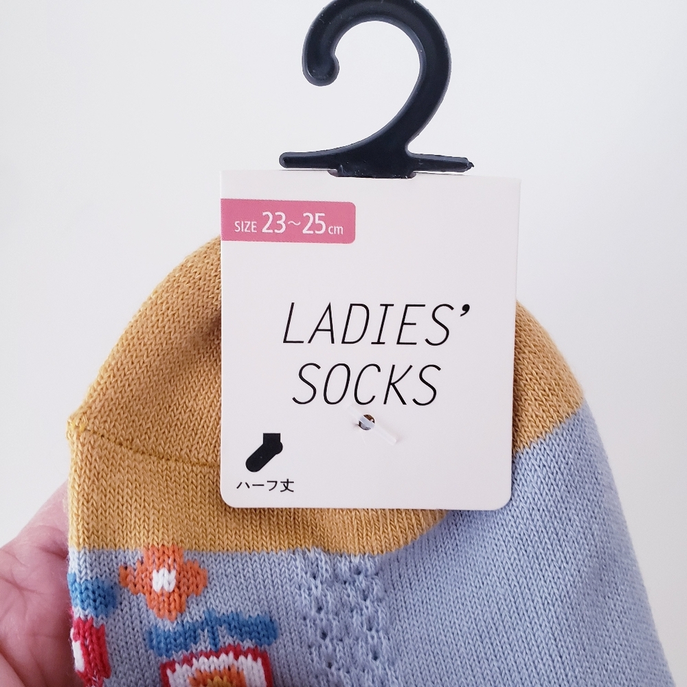 Floral Print Spring Socks - Picture 11 of 12